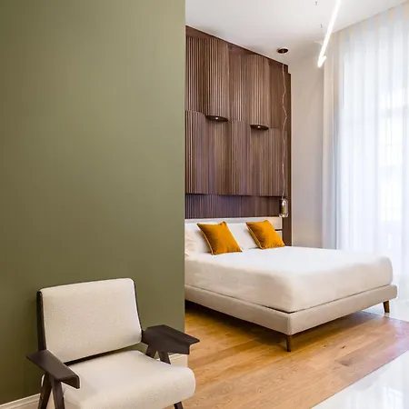 Caracole Luxury