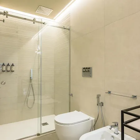 Caracole Luxury 4* نابولي